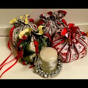 Holiday gift bags
